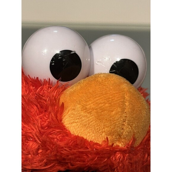 Sesame Street Hasbro 2016 Tickle Me Elmo Talking Plush, Stuffed Animal WORKS - Picture 6 of 6